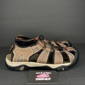 New Men's Size 9 Eddie Bauer Leather Waterproof Tommy Sandals Strappy NWOT‎